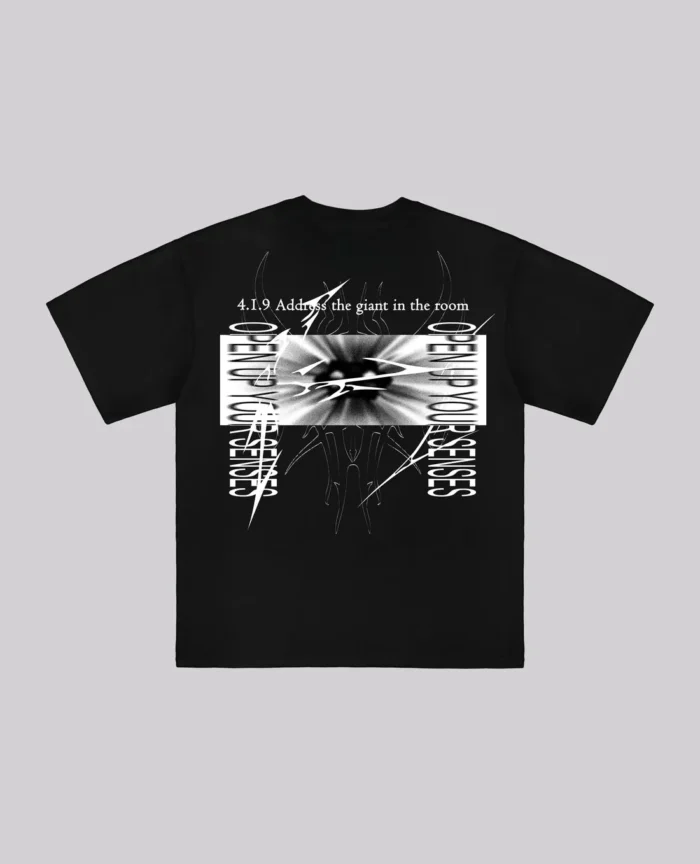 THE GIANT BLACK T-SHIRT - 1